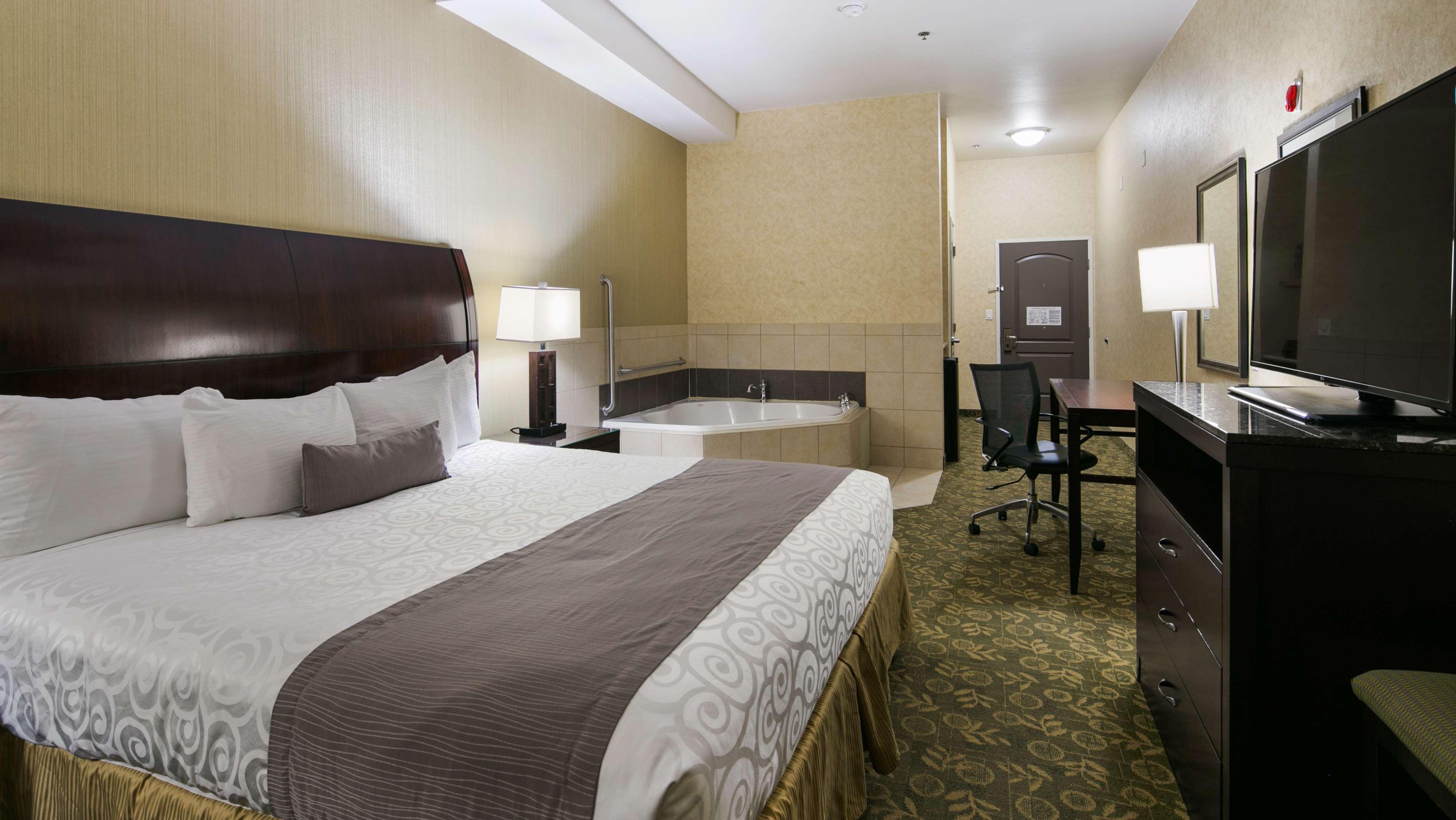 Best Western Plus Wasco Inn & Suites Εξωτερικό φωτογραφία