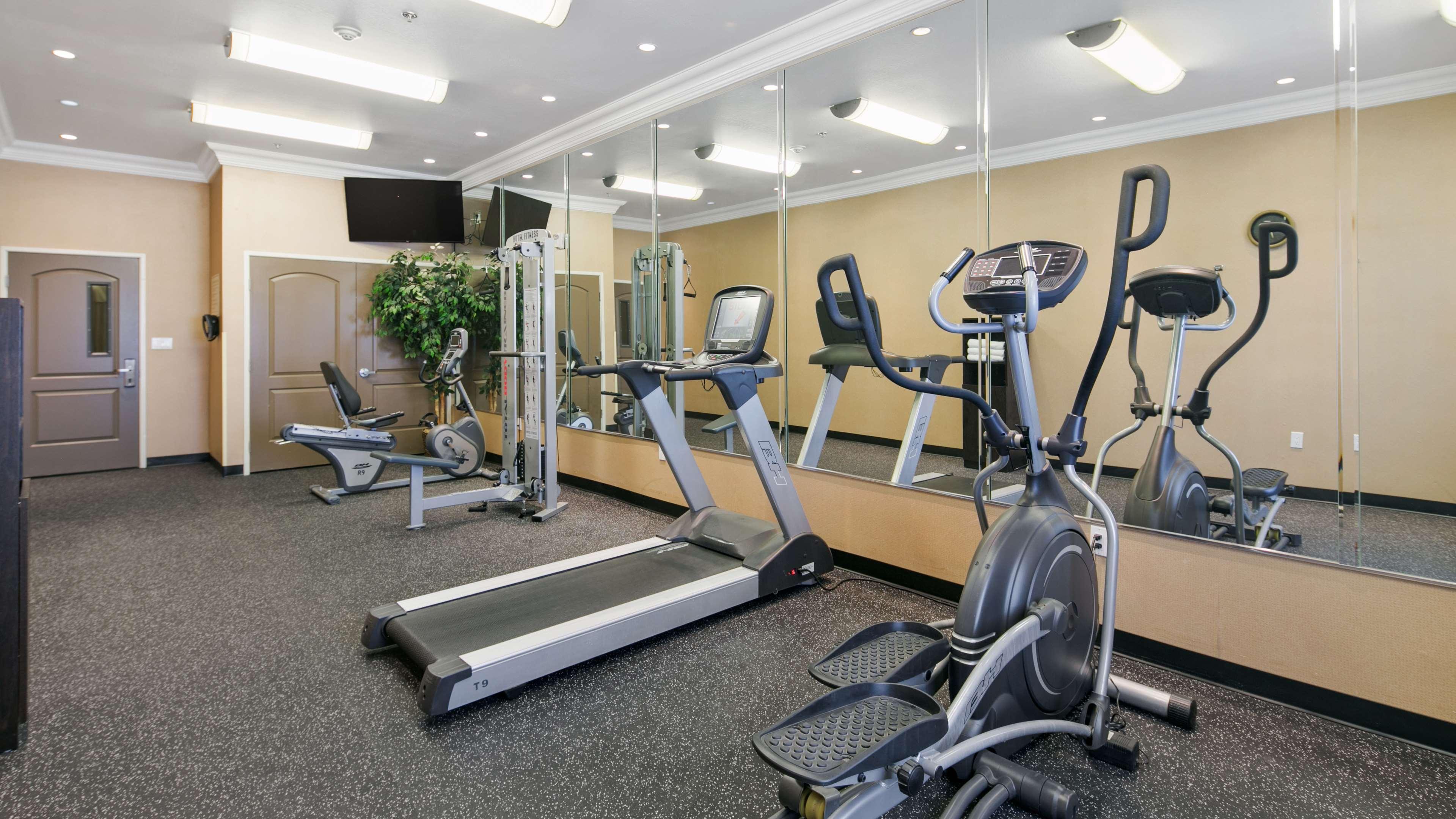 Best Western Plus Wasco Inn & Suites Εξωτερικό φωτογραφία