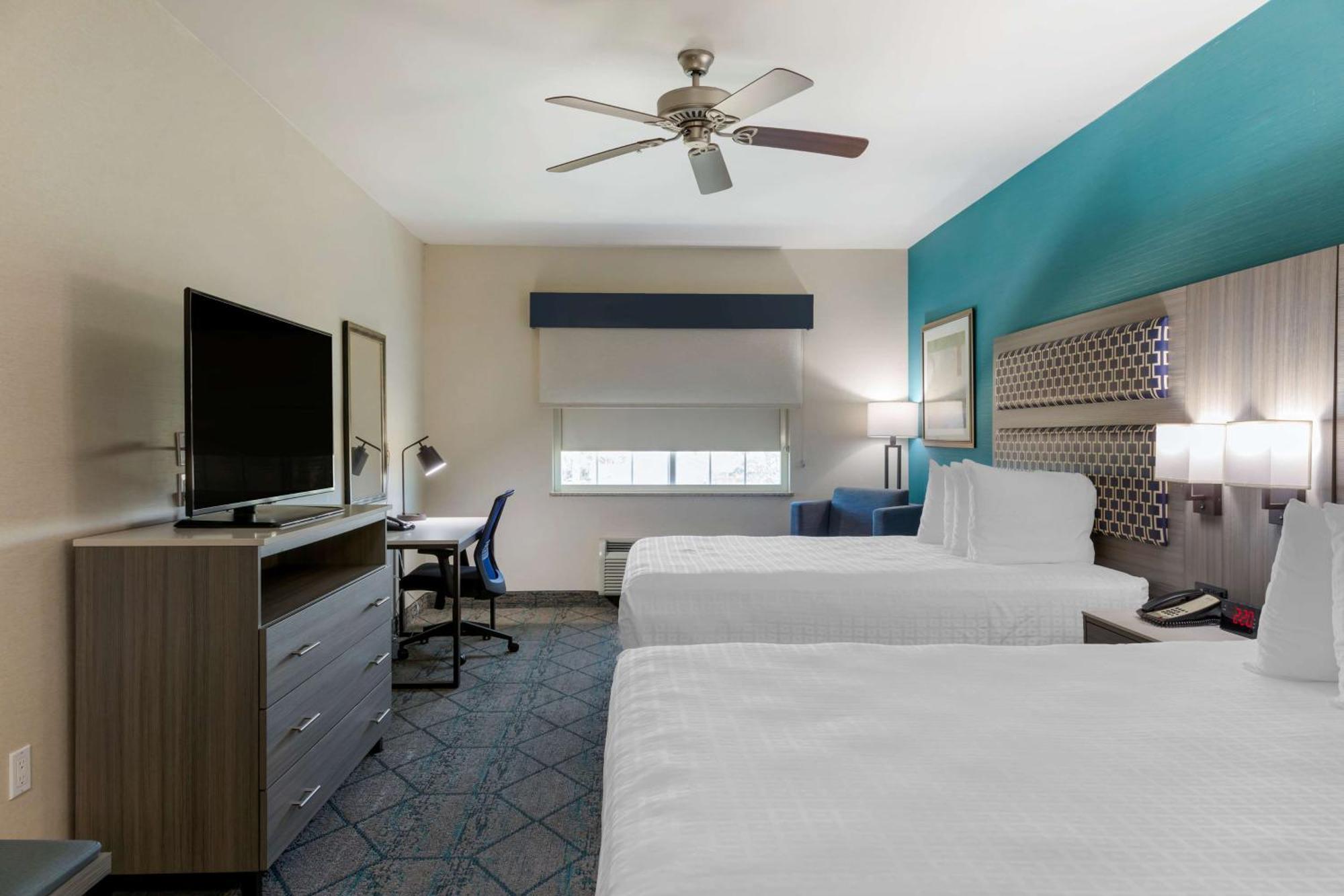 Best Western Plus Wasco Inn & Suites Εξωτερικό φωτογραφία